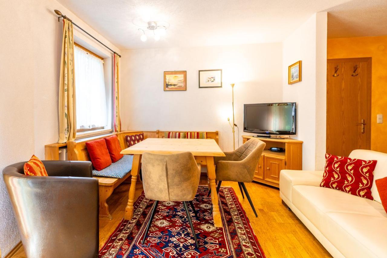 Taverne Apartment