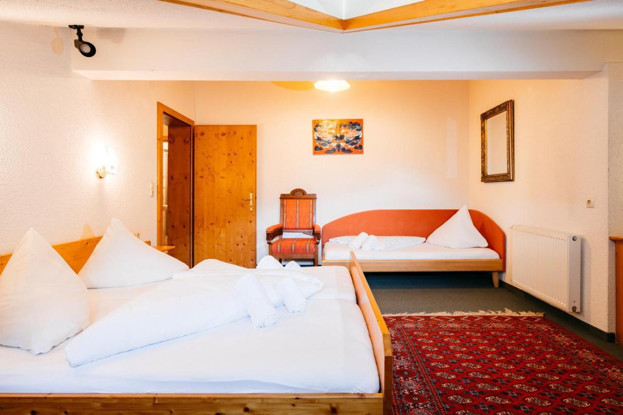 Taverne Apartment *